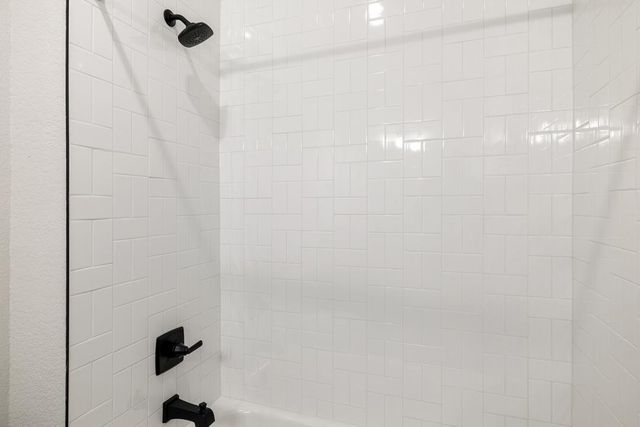 136 Old Woods Road, Liberty Hill, TX 78642