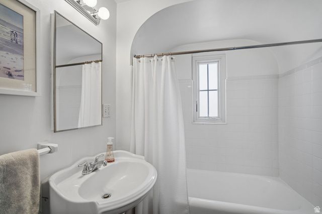 554 E 11TH AVE, Salt Lake City, UT 84103