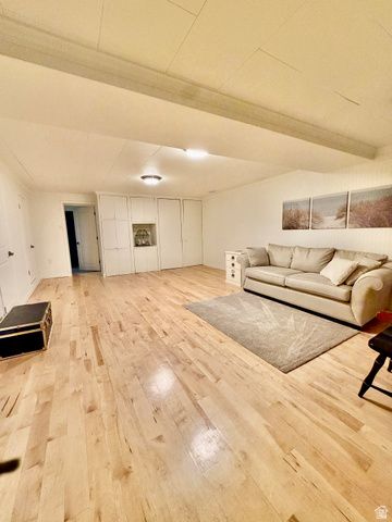 554 E 11TH AVE, Salt Lake City, UT 84103