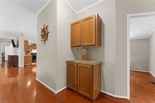 1881 S Waterside DR, Lanexa, VA 23089