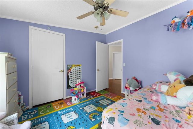 1881 S Waterside DR, Lanexa, VA 23089