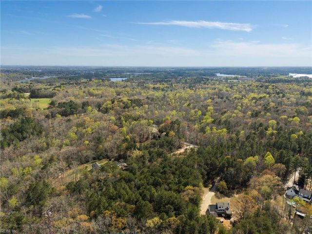 1881 S Waterside DR, Lanexa, VA 23089