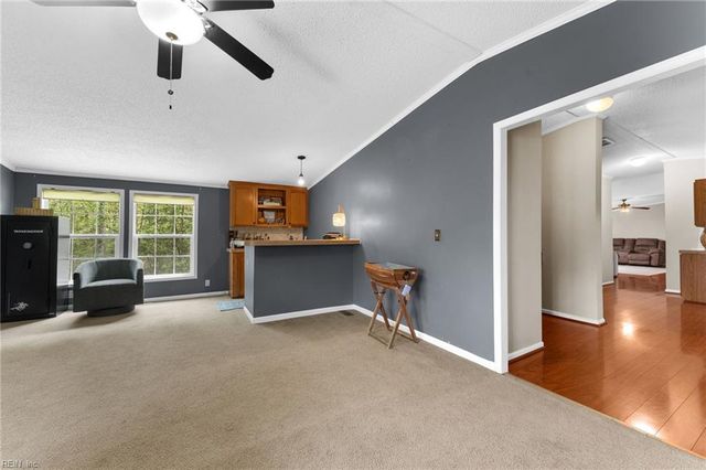 1881 S Waterside DR, Lanexa, VA 23089