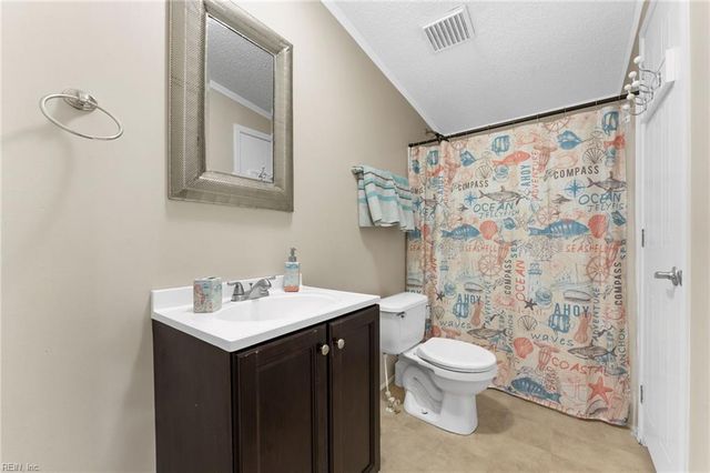 1881 S Waterside DR, Lanexa, VA 23089