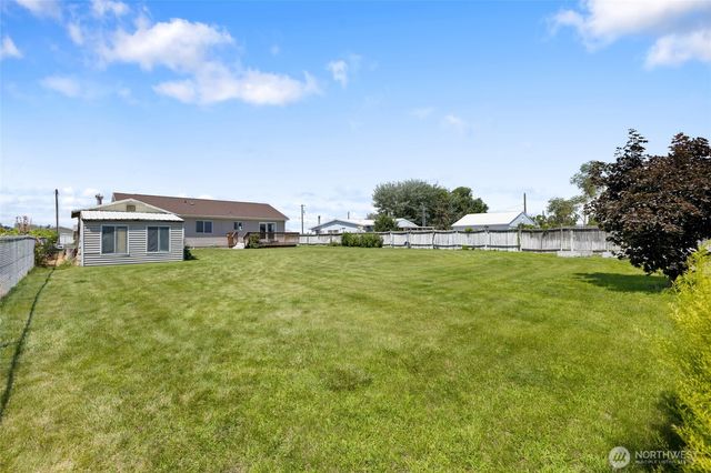 4913 NE Alma Road, Moses Lake, WA 98837