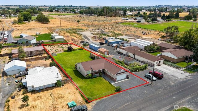 4913 NE Alma Road, Moses Lake, WA 98837