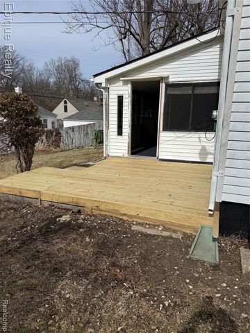 2469 Fernwood Avenue, Ann Arbor, MI 48104