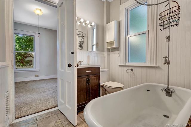 28 Edwards Street 2, New Haven, CT 06511