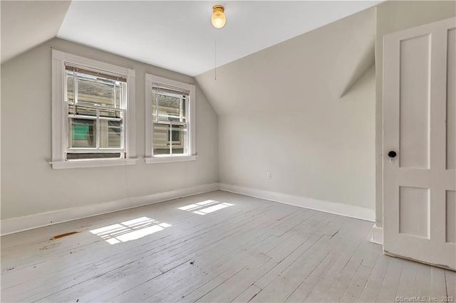 28 Edwards Street 2, New Haven, CT 06511