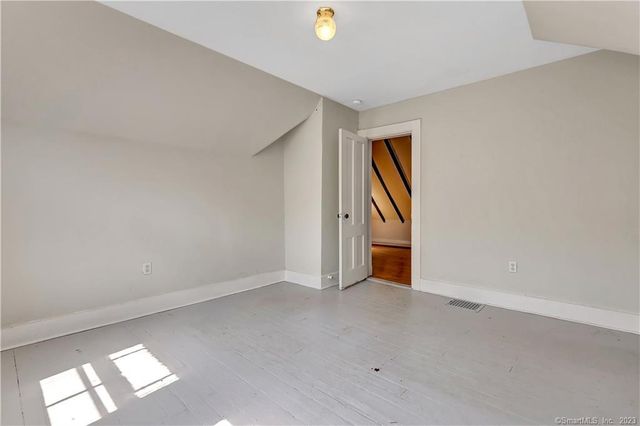 28 Edwards Street 2, New Haven, CT 06511