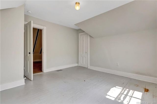 28 Edwards Street 2, New Haven, CT 06511