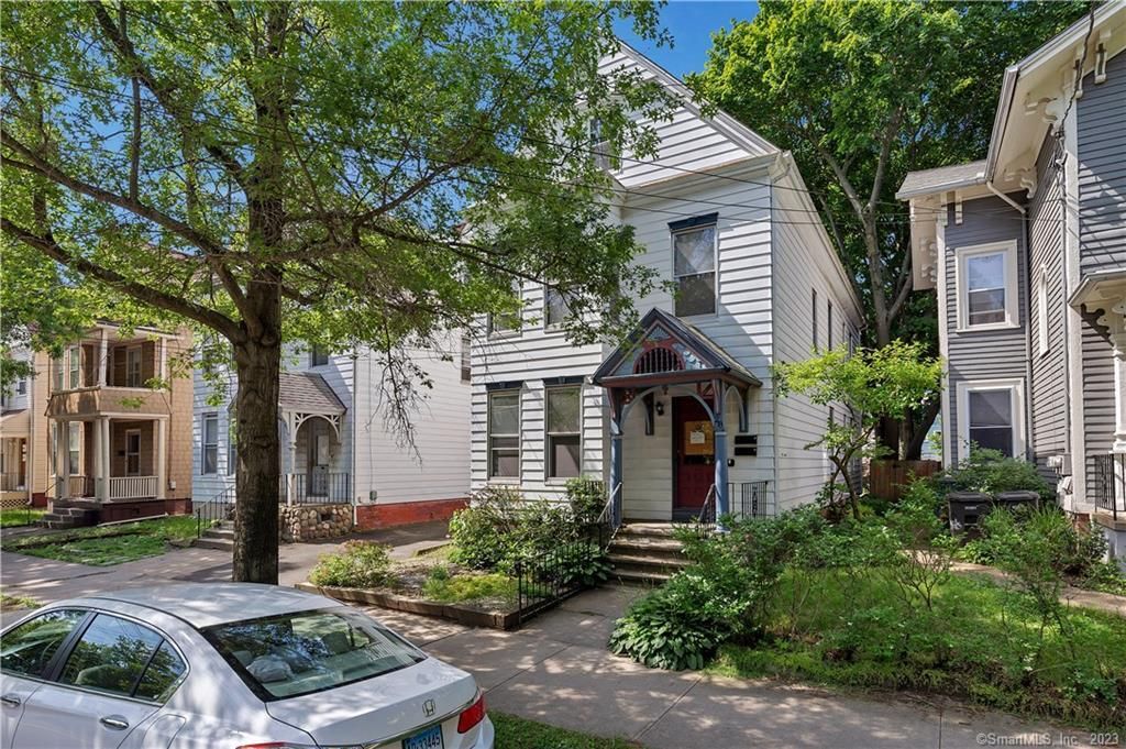 28 Edwards Street 2, New Haven, CT 06511