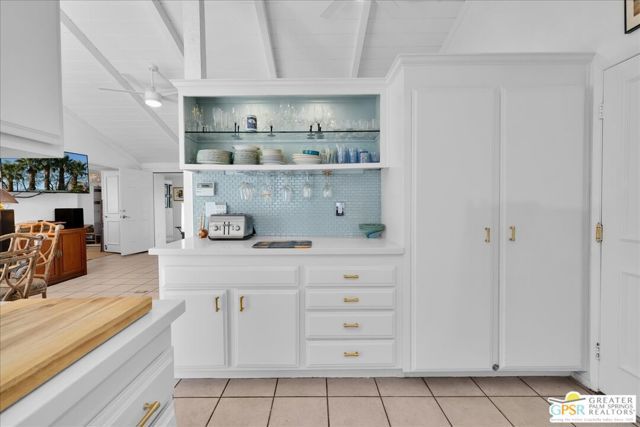 2330 Miramonte Circle C, Palm Springs, CA 92264