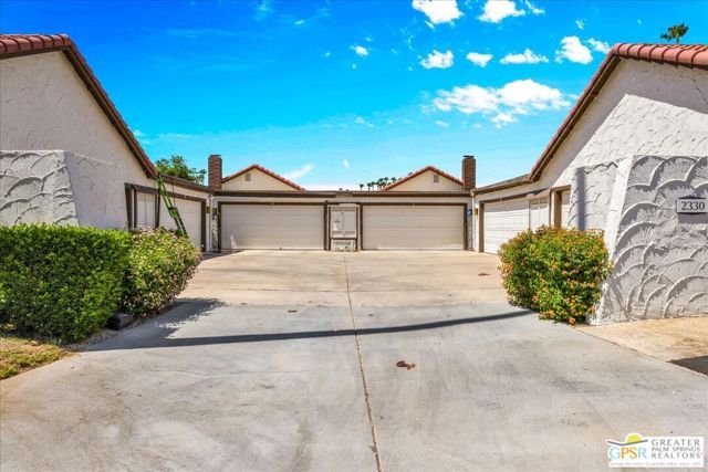 2330 Miramonte Circle C, Palm Springs, CA 92264
