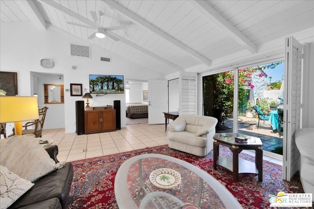 2330 Miramonte Circle C, Palm Springs, CA 92264