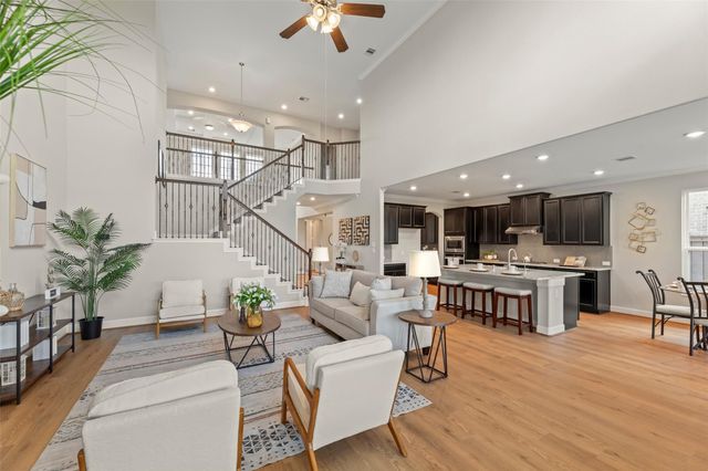 42 Zenith Lane, Sugar Land, TX 77498