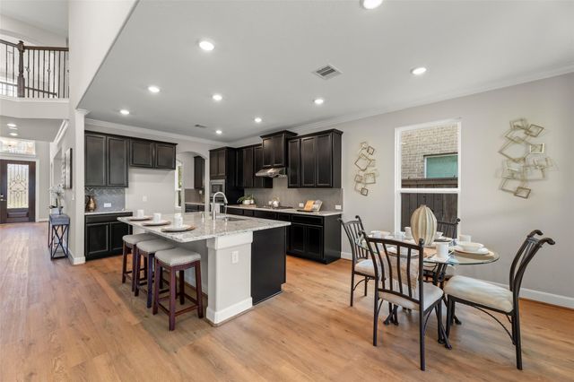 42 Zenith Lane, Sugar Land, TX 77498