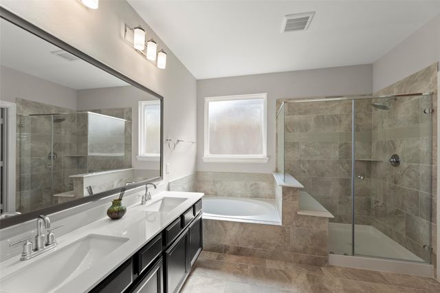 42 Zenith Lane, Sugar Land, TX 77498
