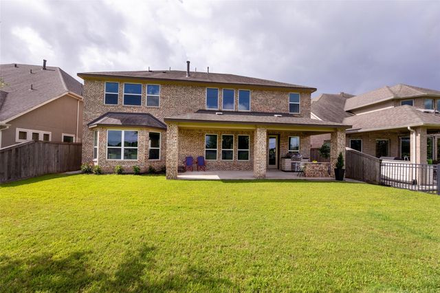 42 Zenith Lane, Sugar Land, TX 77498