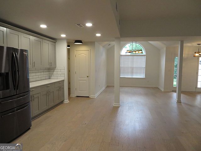 300 Rampart Street, Mcdonough, GA 30253