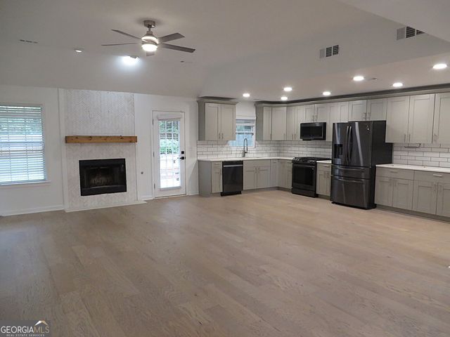 300 Rampart Street, Mcdonough, GA 30253