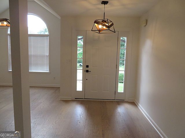 300 Rampart Street, Mcdonough, GA 30253