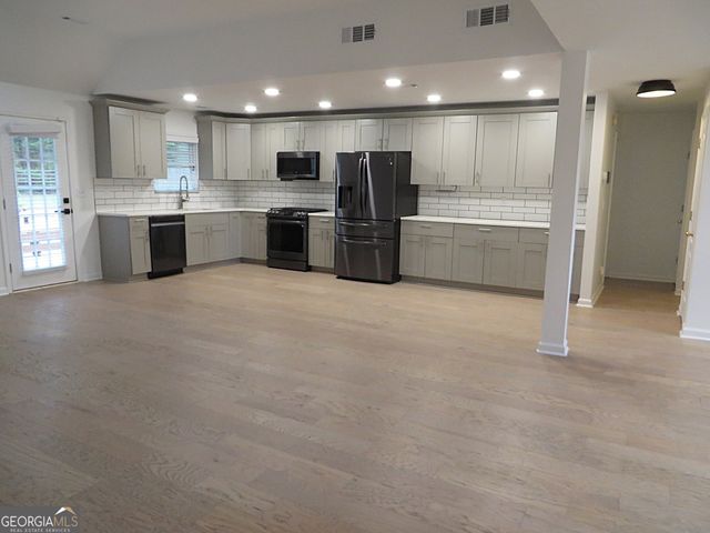 300 Rampart Street, Mcdonough, GA 30253