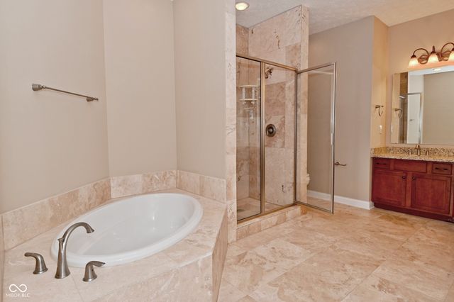 10338 Gateway Drive D, Indianapolis, IN 46234