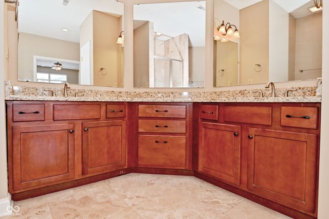 10338 Gateway Drive D, Indianapolis, IN 46234