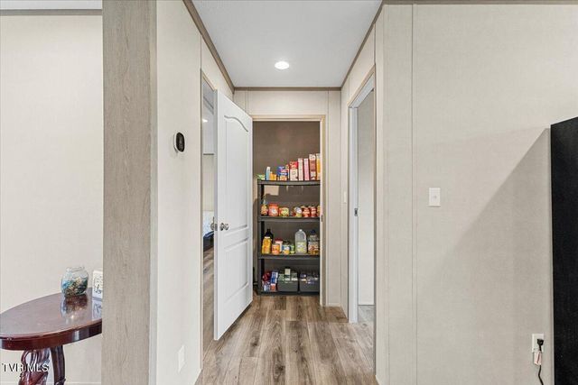 3218 Stanley Valley Road, Surgoinsville, TN 37873