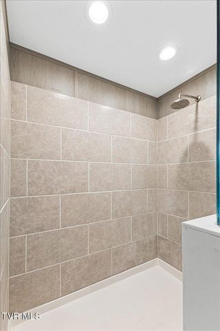 3218 Stanley Valley Road, Surgoinsville, TN 37873