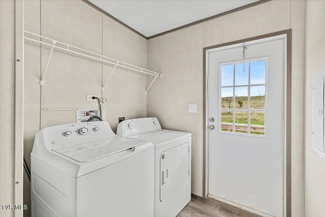 3218 Stanley Valley Road, Surgoinsville, TN 37873