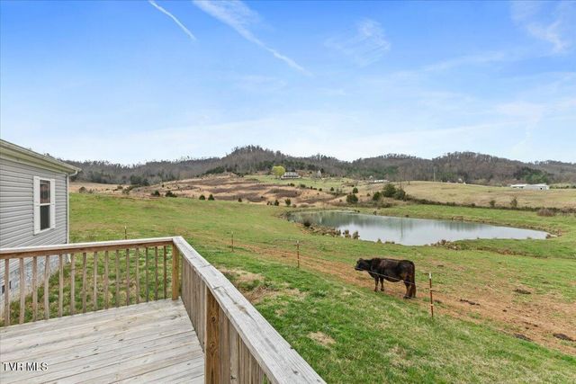 3218 Stanley Valley Road, Surgoinsville, TN 37873