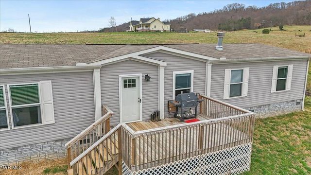 3218 Stanley Valley Road, Surgoinsville, TN 37873
