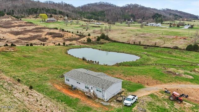 3218 Stanley Valley Road, Surgoinsville, TN 37873