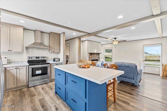 3218 Stanley Valley Road, Surgoinsville, TN 37873