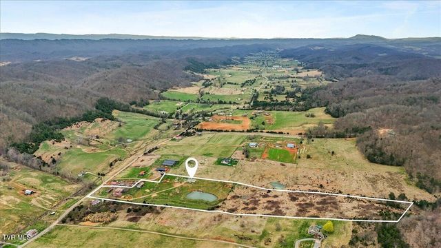 3218 Stanley Valley Road, Surgoinsville, TN 37873