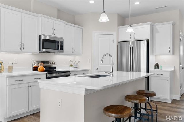897 Walter Way, Washington, MO 63090