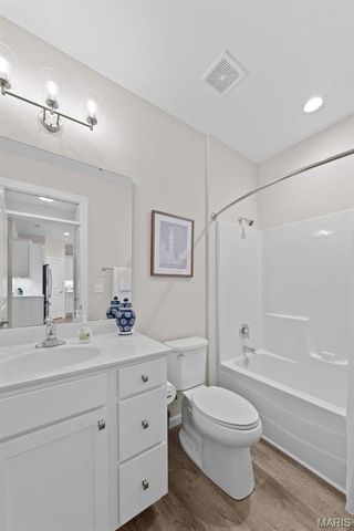 897 Walter Way, Washington, MO 63090
