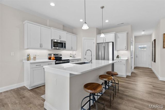 897 Walter Way, Washington, MO 63090