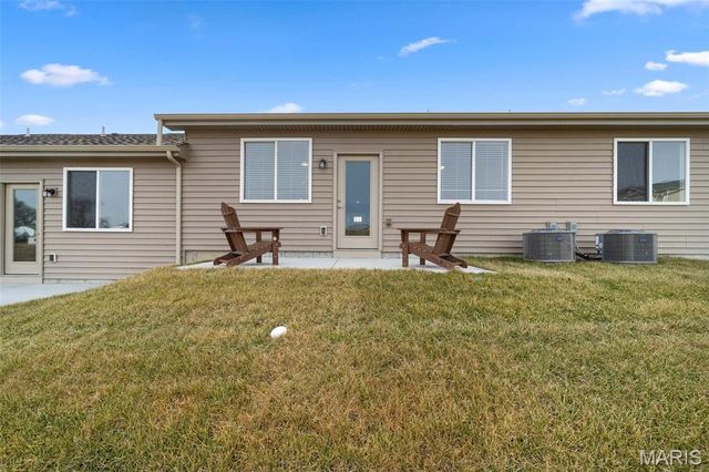 897 Walter Way, Washington, MO 63090