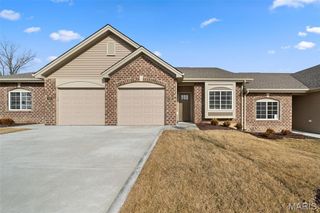 897 Walter Way, Washington, MO 63090