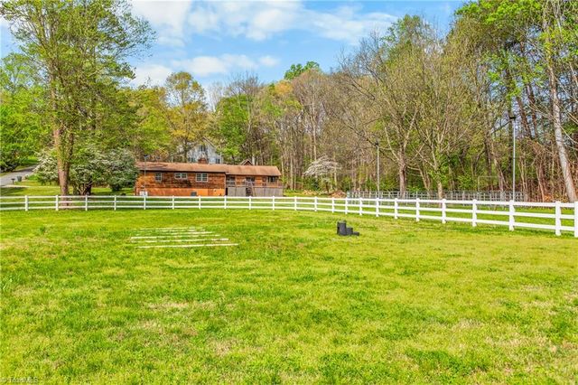 5095 Ashlyn Drive, Winston-salem, NC 27106