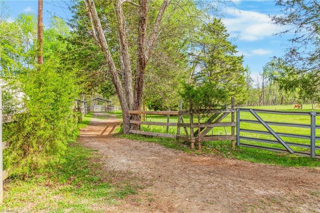 5095 Ashlyn Drive, Winston-salem, NC 27106