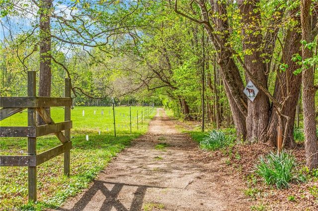 5095 Ashlyn Drive, Winston-salem, NC 27106