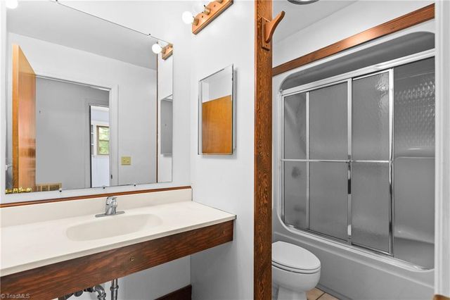 5095 Ashlyn Drive, Winston-salem, NC 27106