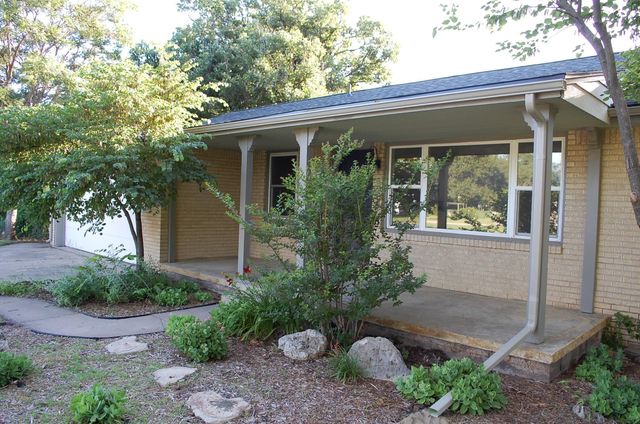 2772 N Halstead, Wichita, KS 67204
