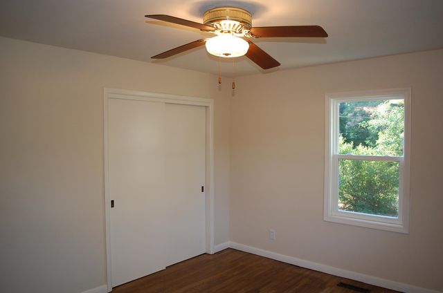 2772 N Halstead, Wichita, KS 67204