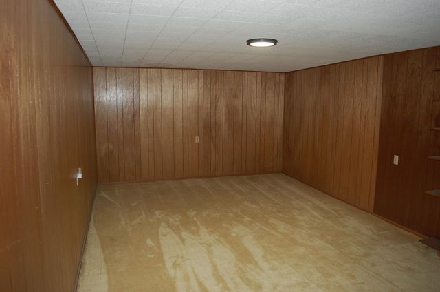 2772 N Halstead, Wichita, KS 67204