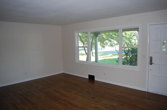 2772 N Halstead, Wichita, KS 67204